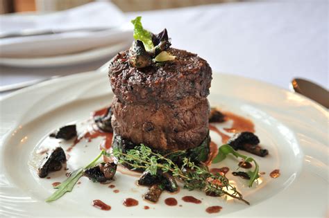 Filebeef Fillet Steak With Mushrooms Wikimedia Commons