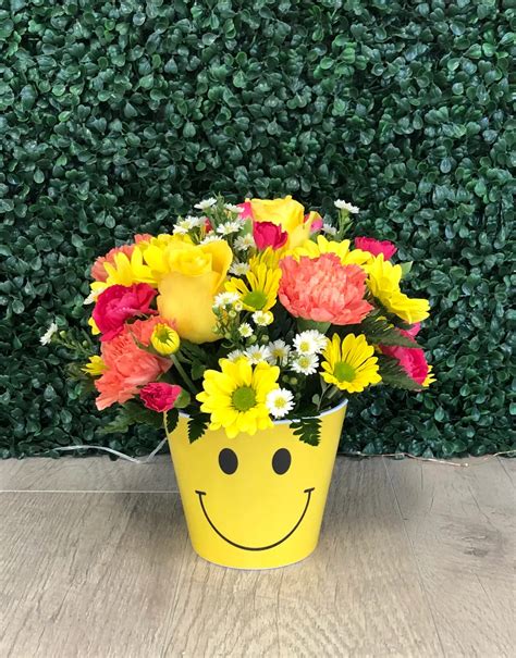 Smiles Bouquet In Fort Myers Fl Ruth Messmer Florist