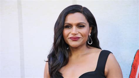 Mindy Kaling Stuns In Cute Black And White Crop Top Showing Off Her