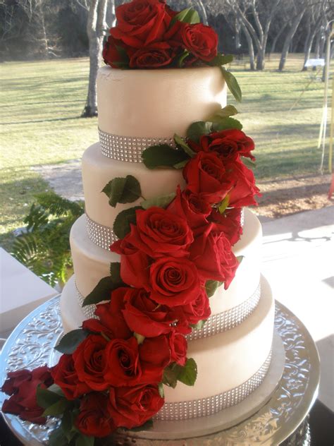 4 Tier Wedding Cake Fresh Flowers Fondant