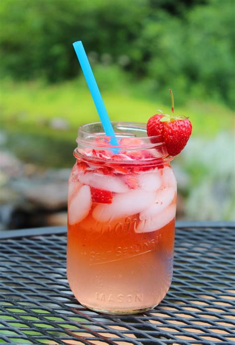 Sparkling Strawberry Lemonade Recipe Sparkling Strawberry Lemonade