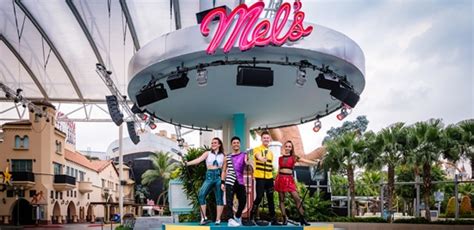 With 28 thrilling rides, exciting attractions, and spectacular shows, the park is spread across 49 acres and is divided into seven fun zones. (2020) Universal Studios Singapore (USS) PROMO - AMI ...