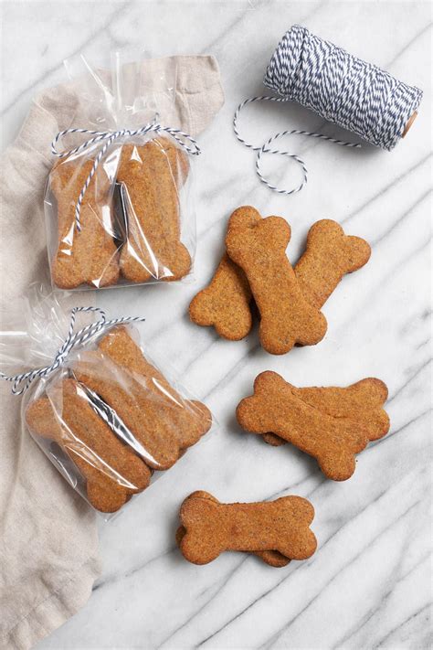 Vital essentials grain free dog treats are purely raw with no junk ingredients in convenient packaging. Healthy Homemade Dog Treats | Wholefully