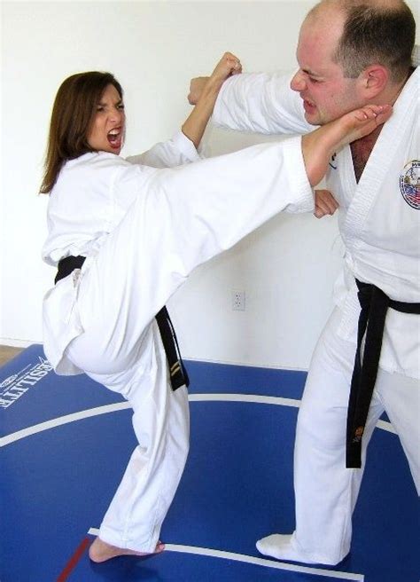 Pin By James Colwell On Karate Women Karate Taekwondo Girl Martial Arts Women