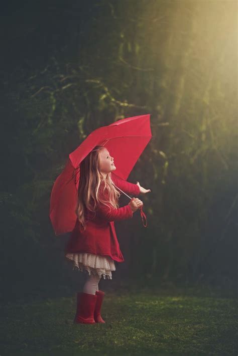 Pin By Asha Dilrukshi On So Many Red Umbrellas Photography