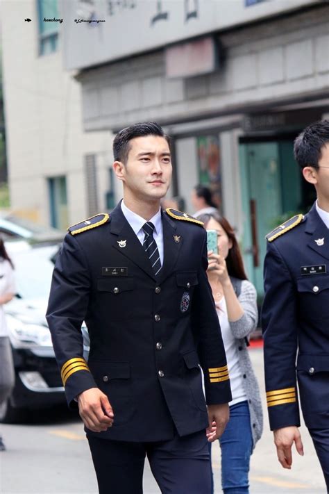 Police Officer Choi Siwon Leeteuk Heechul Donghae Hipster Hairstyles Men Korean Men