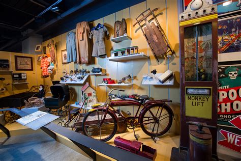 Special Collections Gallery | Exhibits | Heinz History Center