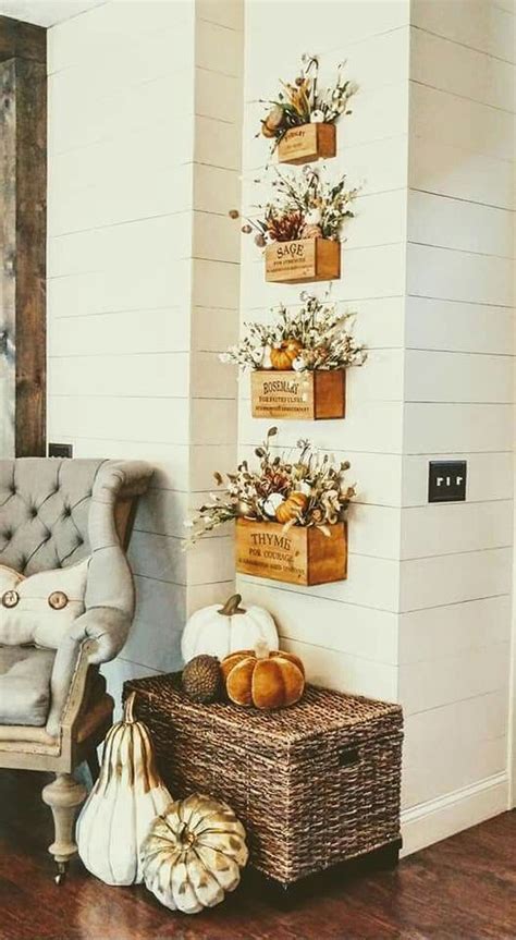 34 Beautiful Fall Wall Decoration Ideas Holiday Wall Decor Home