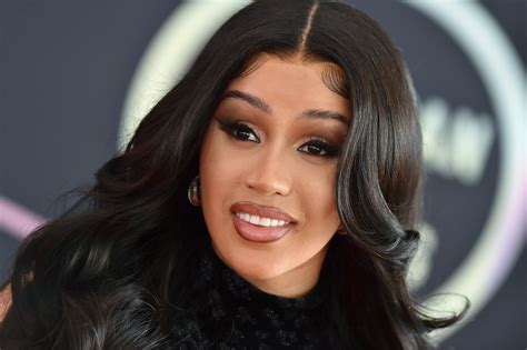 Cardi B Will Release An Album And Star In A Movie In 2022