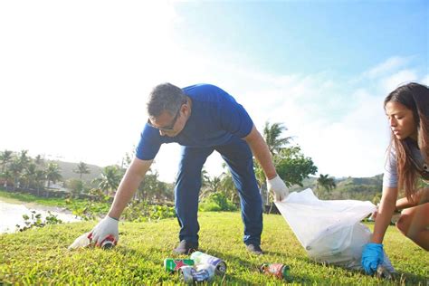 More Than 1200 Help Pick Up Trash Guam News