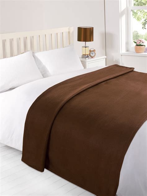 Warm Soft Plain Chocolate Brown Panel Fleece Blanket Throw 5027434088904