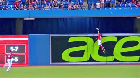 Kevin Pillar Does His Best Superman Impression Against The Tigers Twitter