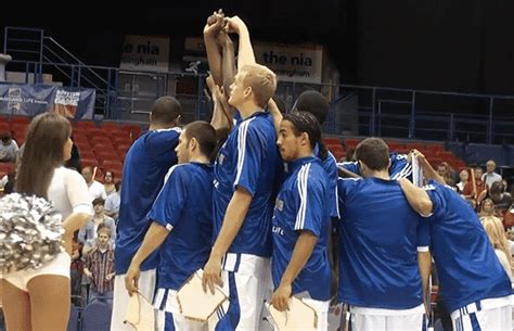 Gb Hold Off Hungary Down The Stretch Eurobasket 2011 Qualifier