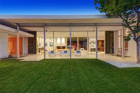 This Midcentury Home For Sale Is The Grandest Palm Springs Has Ever