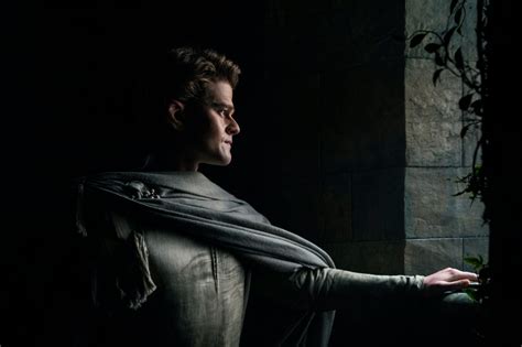 The Rings Of Power What Elrond Actor Robert Aramayo Would Like To
