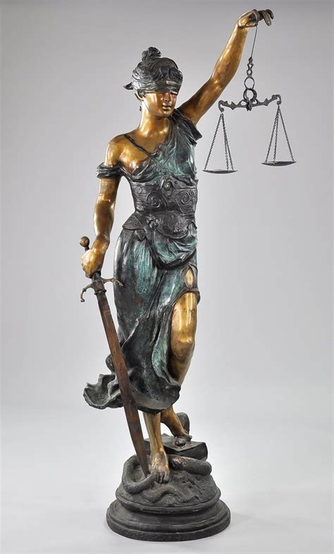Pin By Kinanenu On Costumes Lady Justice Justice Statue Statue
