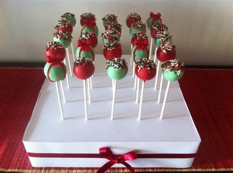 Yes this solves that age old dilema of what to serve your cake pops in, no running around trying to find. Something for Cake: Celebrate with Christmas Cake Pops