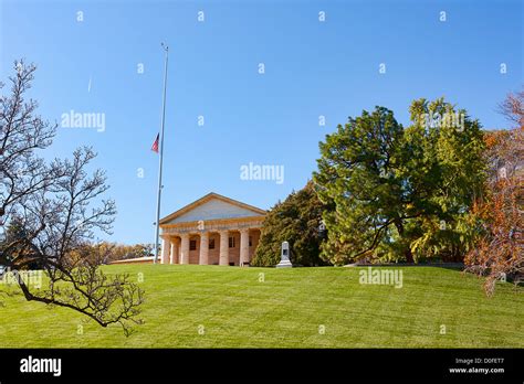 Arlington House The Robert E Lee Memorial At Alington Cemetery In