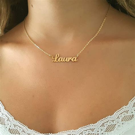 Personalized Name Necklaces Bondlent