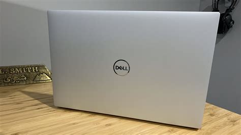 Dell Xps 13 Model 9310 Late 2020 Review Laptop Mag