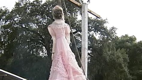 Mannequin Hanging By A Noose Creates Controversy Video Abc News