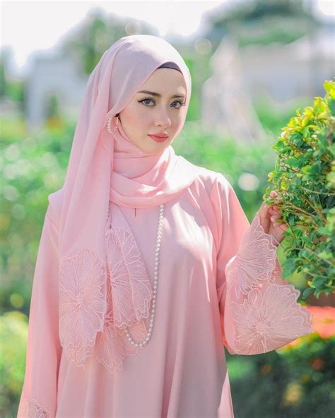 Beautiful Arab Women Beautiful Hijab Beautiful Women Pictures Abaya