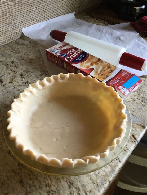 Pie Crust Use 2 And Roll Bigger For Deep Dish Pillsbury Pie Crust Pie Crust Uses Dinner Recipes