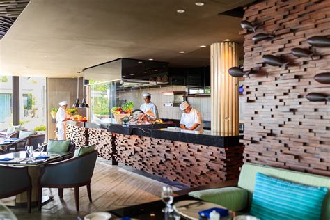 Big Fish Restaurant And Bar At Phuket Marriott Resort And Spa Nai Yang