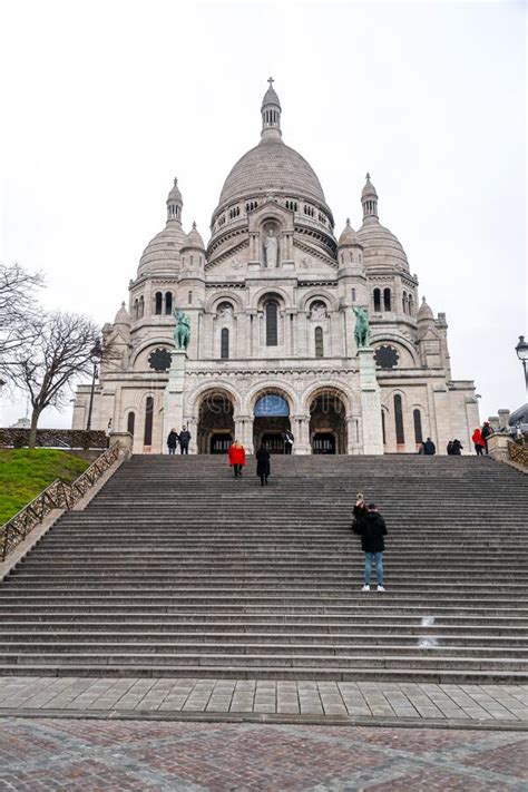 The Basilica Of The Sacred Heart Of Paris Basilique Du Sacre Coeur In