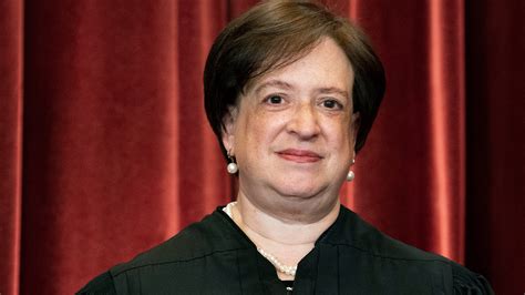 Who Is Elena Kagan What To Know About The Obama Supreme Court Justice