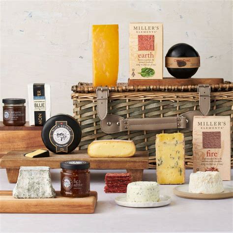 British Cheese Lovers T Set Large By The Great British Charcuterie