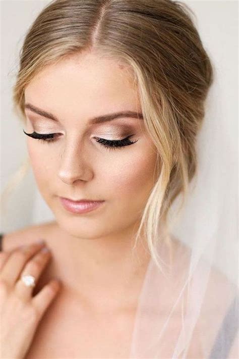 Divine Spring Bridal Makeup Looks That Will Make You Look Gorgeous On