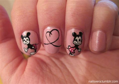 Nail Holidays Adorable Mickey And Minnie Nail Art Designs By