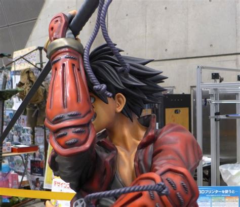How Do They Make Those Amazing Life Size Anime Statues We Find Out
