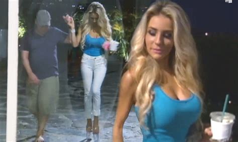 Courtney Stodden Ditches The Revealing Shorts And Bra Top As She Gets A
