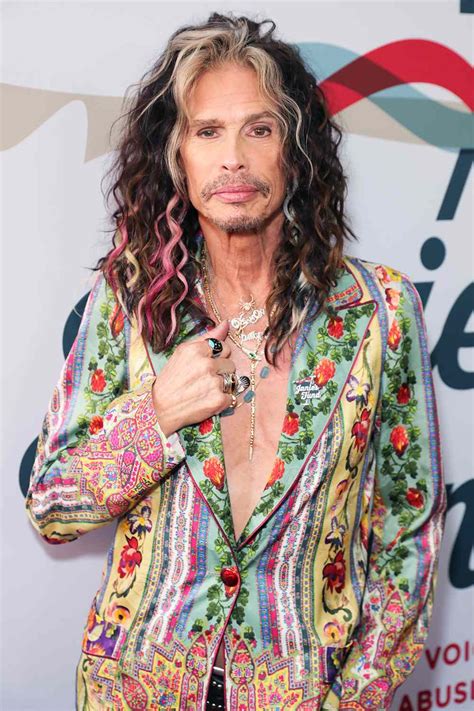 Aerosmiths Steven Tyler Leaves Rehab And Is Doing Extremely Well