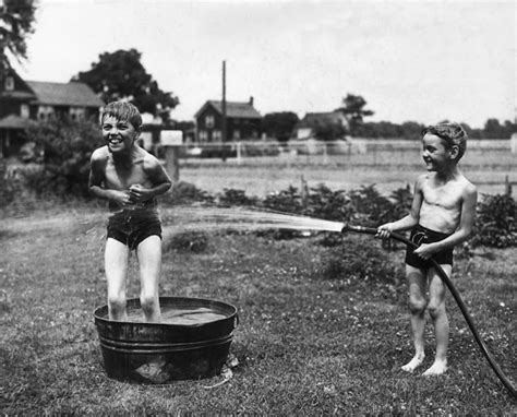 Vintage Photos That Show What Summer Fun Looked Like Before The