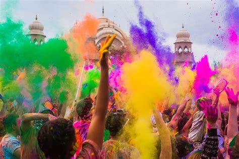 5 Ways To Celebrate The Hindu Spring Festival Of Holi