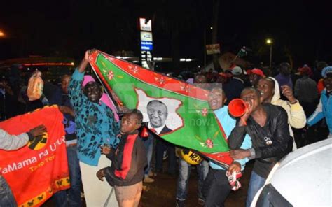 Photos How Jubilee Supporters Celebrated Uhuru Kenyattas Win The Standard Entertainment