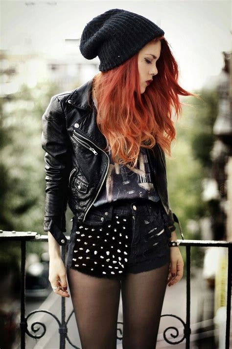 Pin By Elisa Noel On Styles Vestimentaires Punk Girl Outfits Grunge