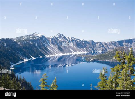 Crater Lake Oregon Stock Photo Alamy