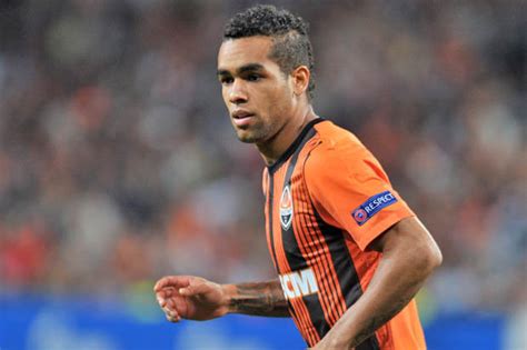 Ten days ago alex teixeira wasn't on liverpool fans' radar. Alex Teixeira: 10 things you must know about Liverpool and ...