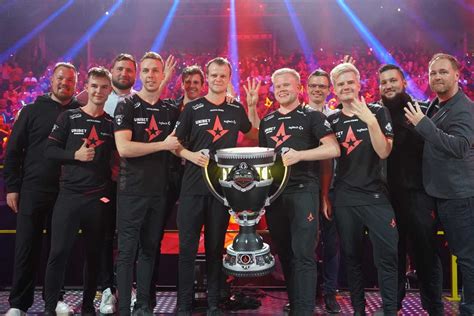 Counter Strike World Champions Aim For First Esport Team Ipo Bloomberg