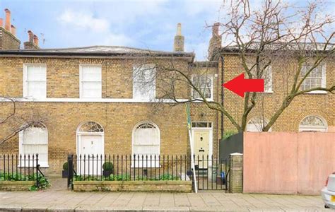 Foxtons Is Selling An 8ft Wide London House For £750000 And Its