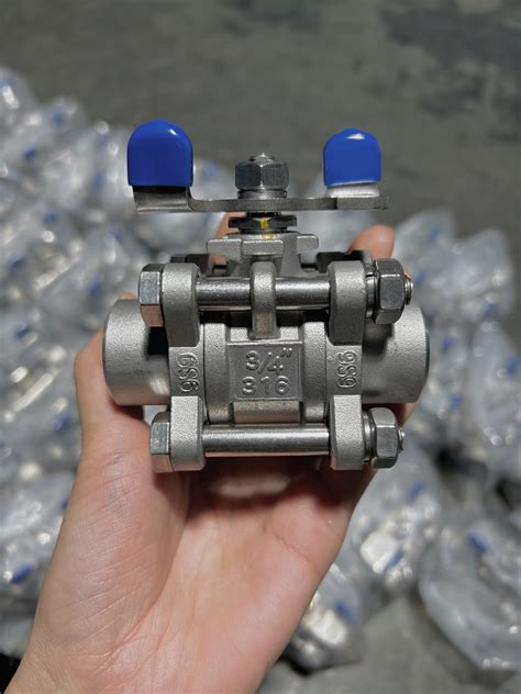Inox DN PC Butt Welding Industrial Floating Ball Valve With Buttfly Handle China PC