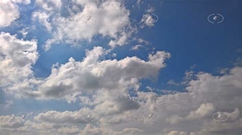 Cloudy sky background 20625