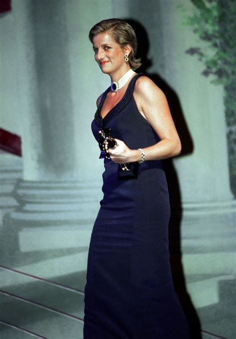 Princess Diana Style Princess Dianas Best Fashion Moments
