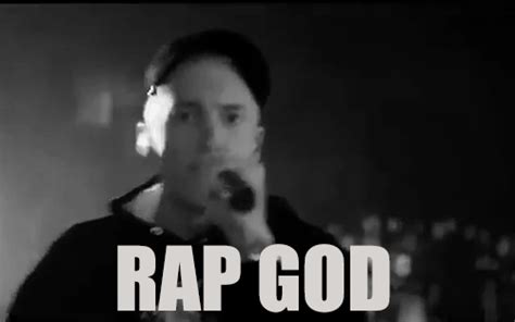 Eminem Hardly Takes A Breath While Spitting Rap God Live News Mtv