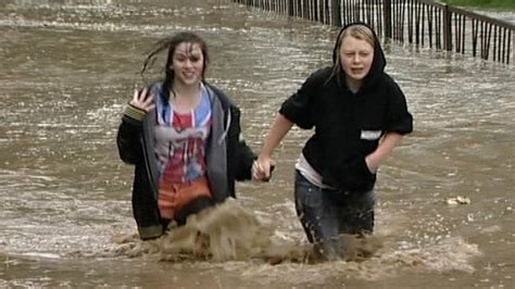 Flash Flooding Hits Yorkshire Towns After A Downpour Bbc News