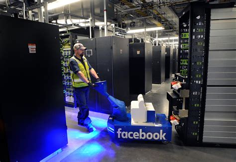 Simcenter Help Facebook To Significantly Improve Its New Server Design